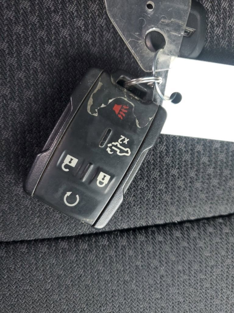 Used 2021 Chevrolet Silverado 1500 Custom image 32