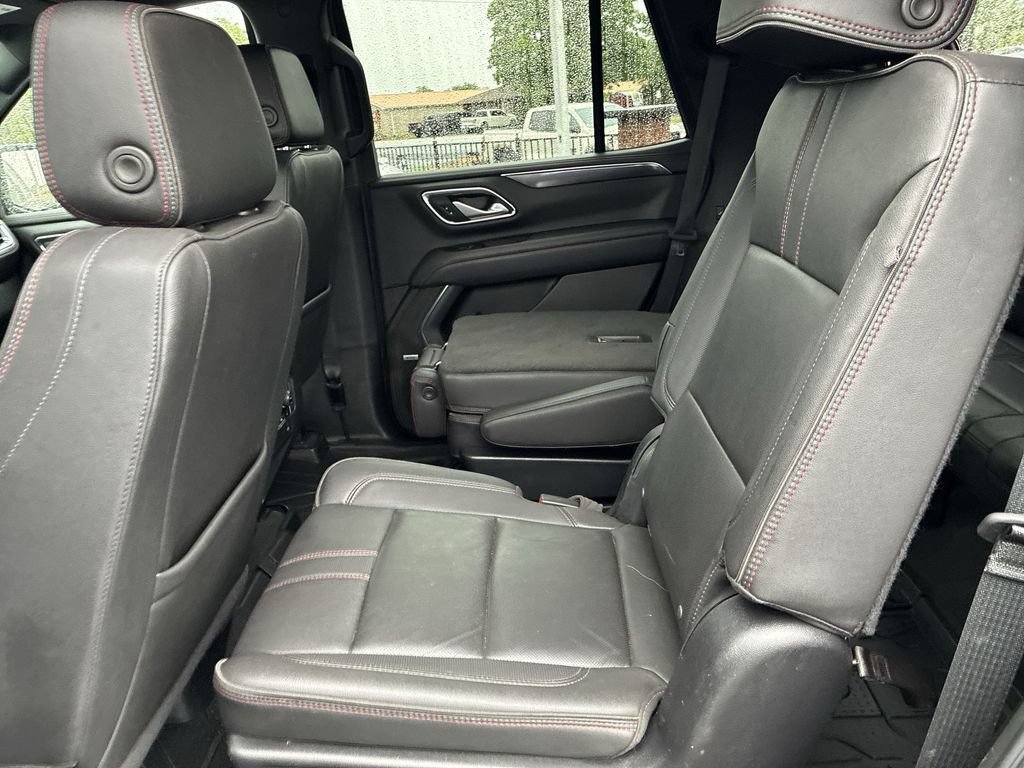 Used 2022 Chevrolet Tahoe RST w/ Luxury Package AWD/4WD image 19