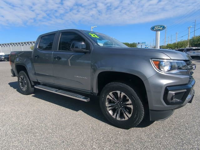 Used 2022 Chevrolet Colorado Z71 RWD image 2