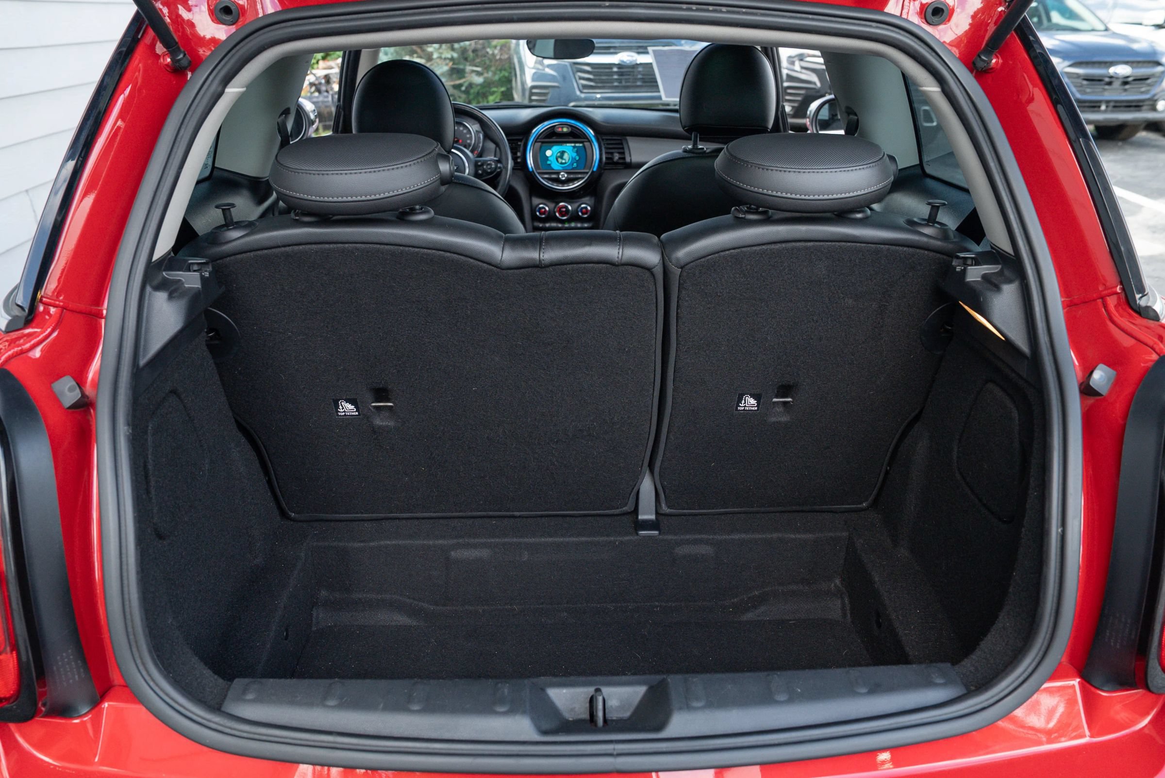 Used 2020 MINI Cooper 2-Door Hardtop FWD image 7