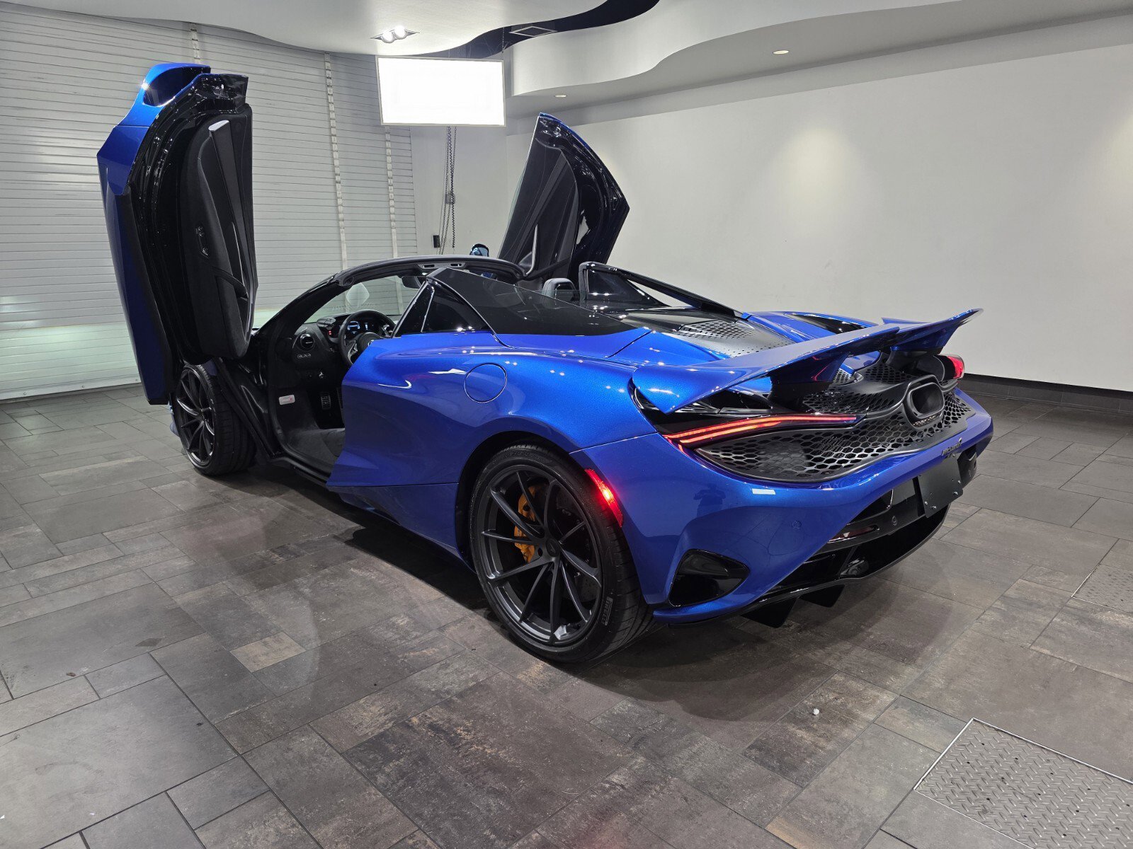 New 2027 McLaren 750S Spider RWD image 27