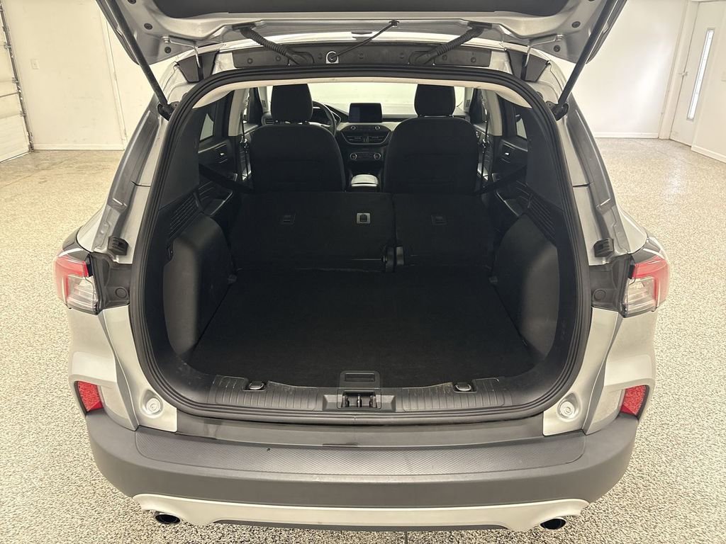 Used 2022 Ford Escape SE image 24