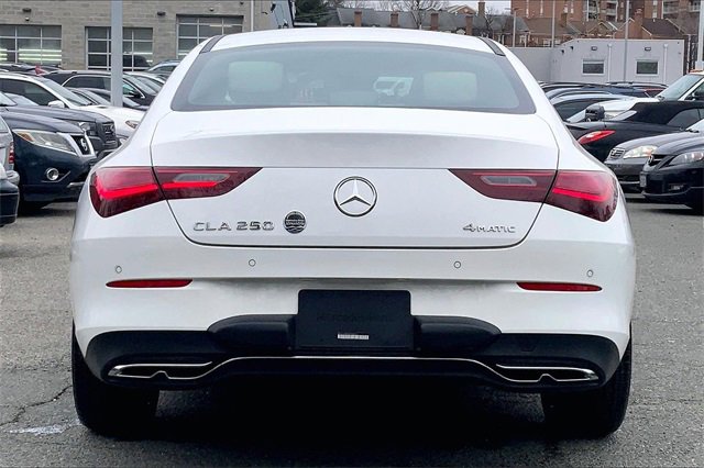 Certified 2024 Mercedes-Benz CLA 250 4MATIC image 3