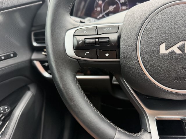 Used 2024 Kia Sportage SX FWD image 16
