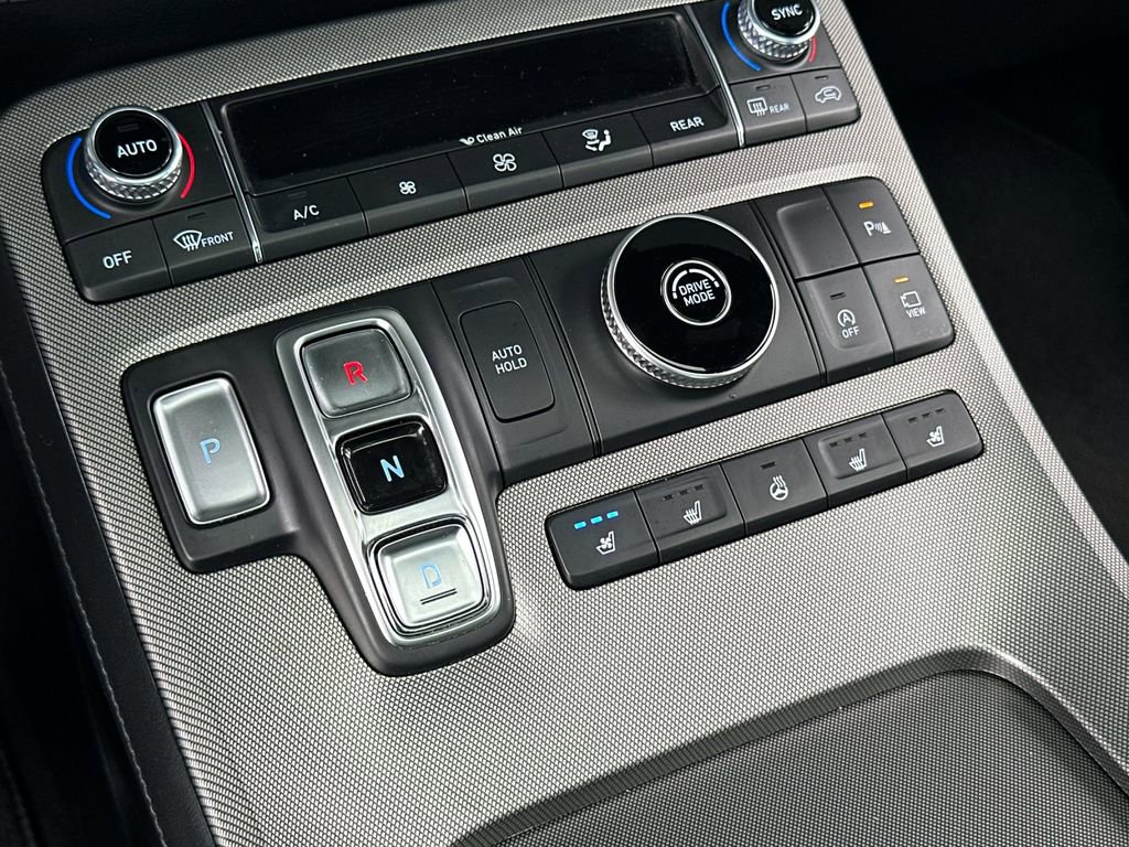 Used 2022 Hyundai Palisade Calligraphy w/ Winter Package image 23