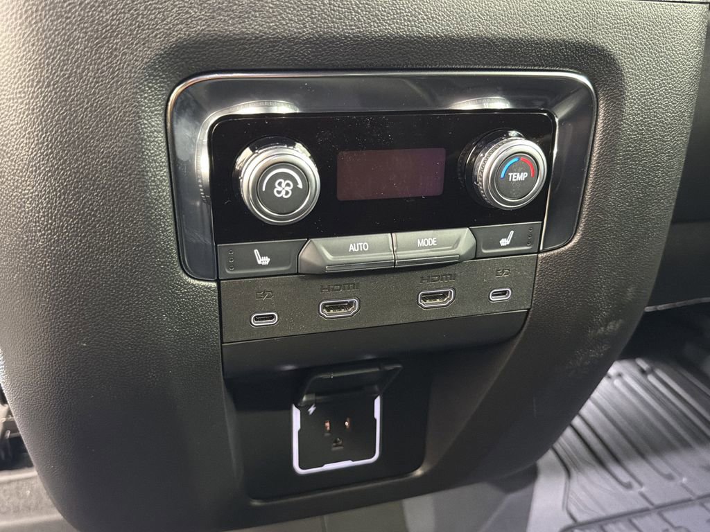 New 2026 GMC Yukon Elevation w/ Elevation Premium Package image 24