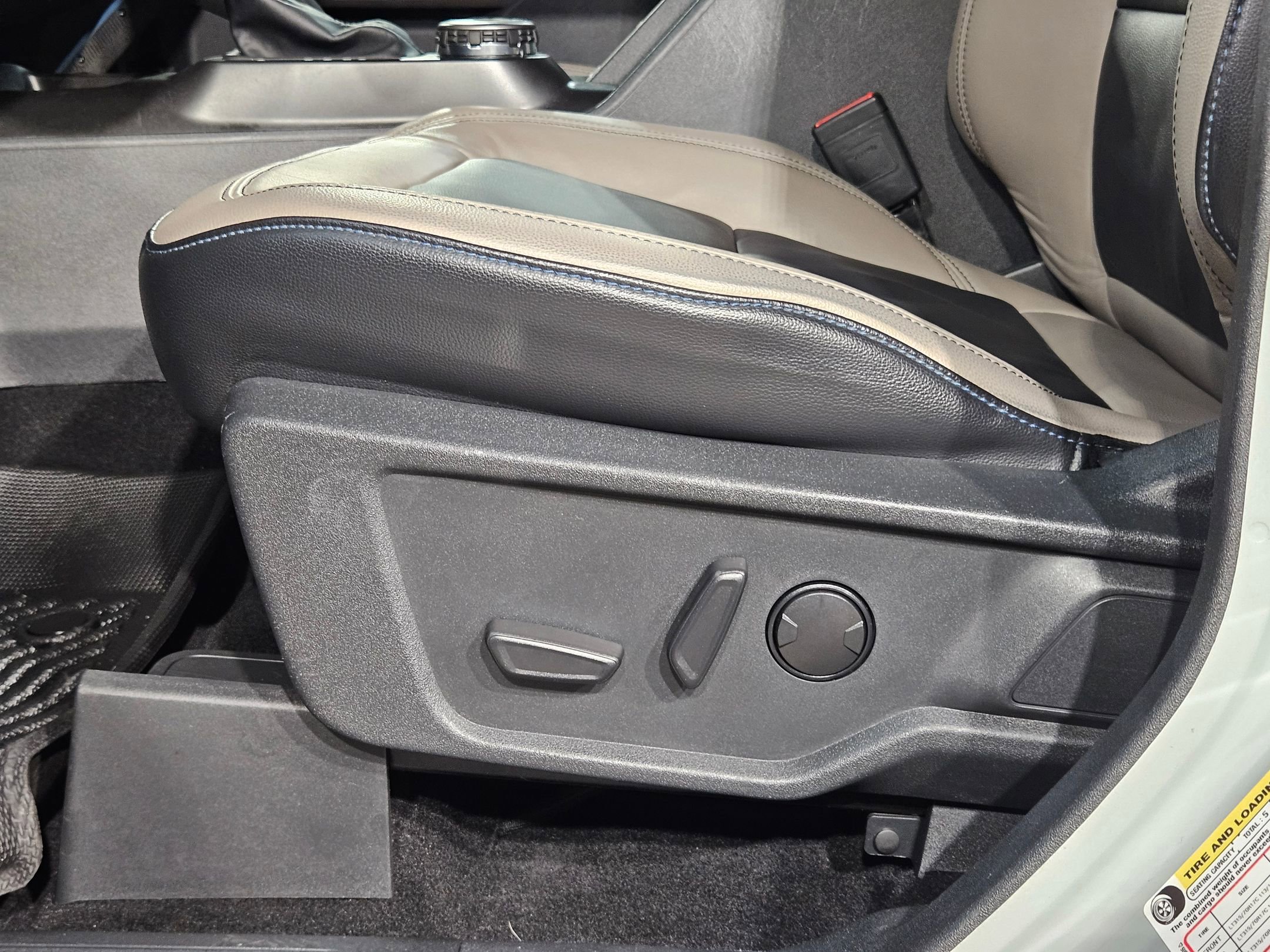 Used 2022 Ford Bronco Wildtrak image 22