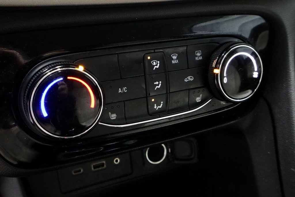 Used 2023 Buick Encore GX Preferred w/ Cold Weather Comfort Package image 32