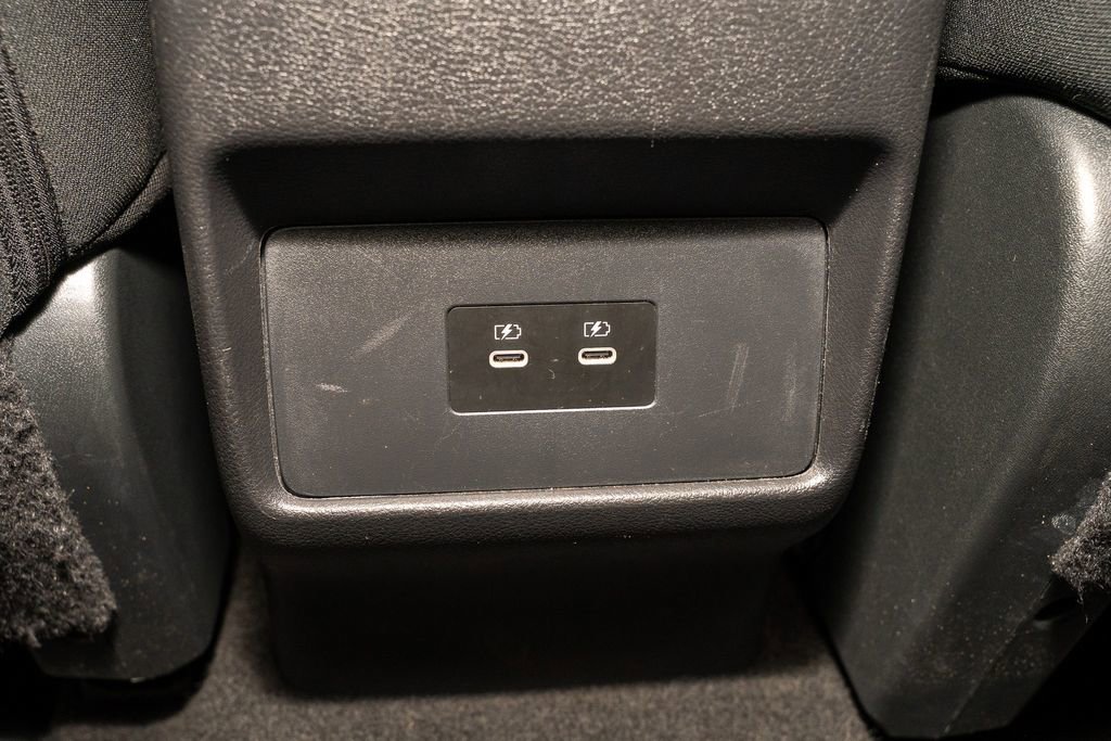 Used 2024 Nissan Rogue SV image 8