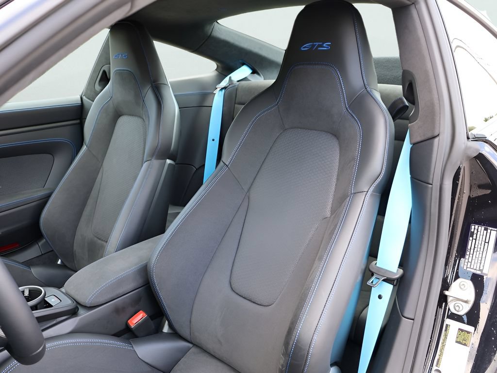 Certified 2025 Porsche 911 Carrera 4 GTS AWD/4WD image 5