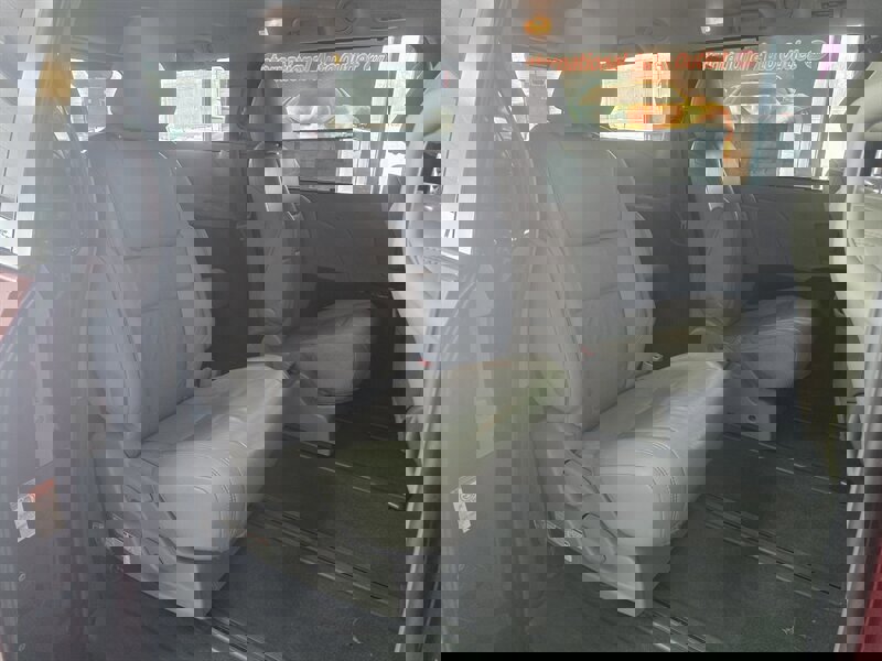 Used 2017 Toyota Sienna XLE w/ XLE Navigation Package image 15