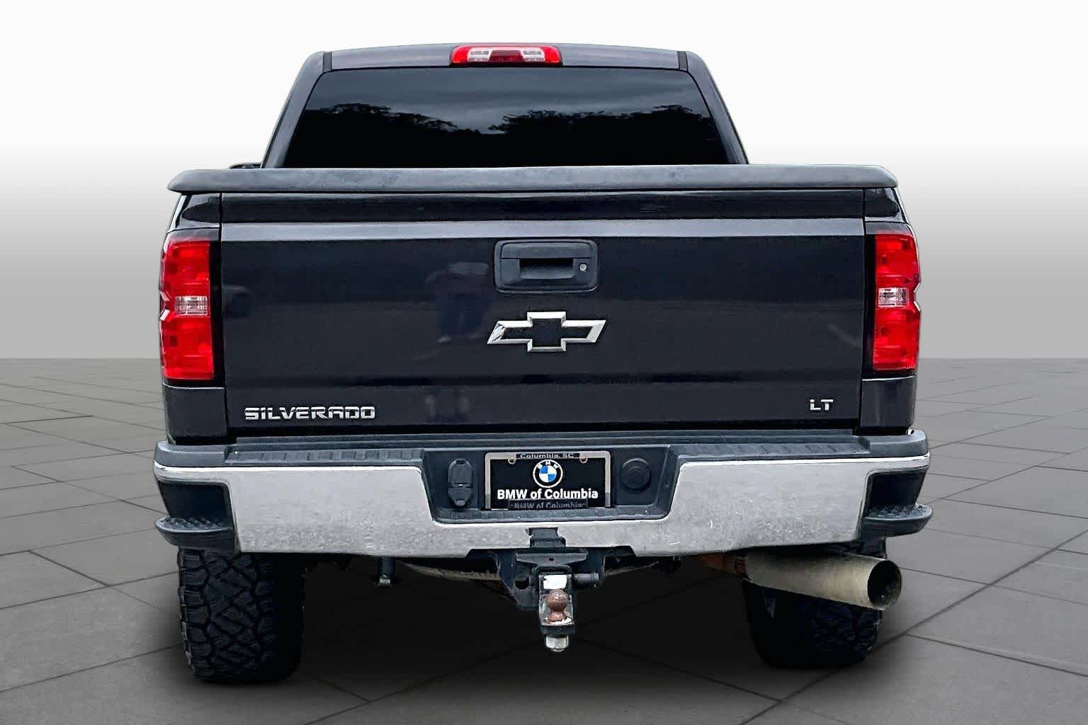 Used 2015 Chevrolet Silverado 2500 LT w/ LT Convenience Package AWD/4WD image 4