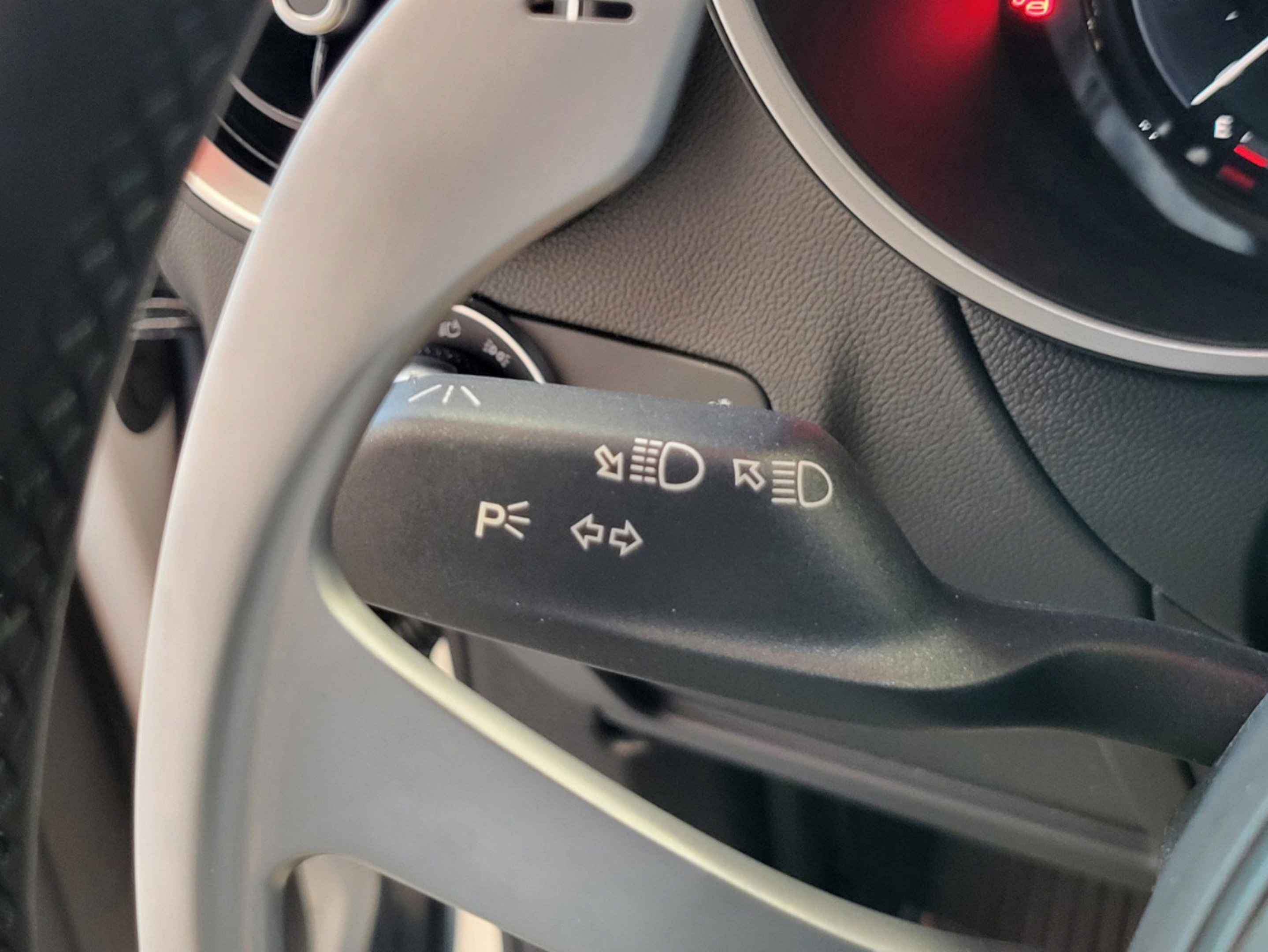New 2025 Alfa Romeo Stelvio Sprint AWD/4WD image 48