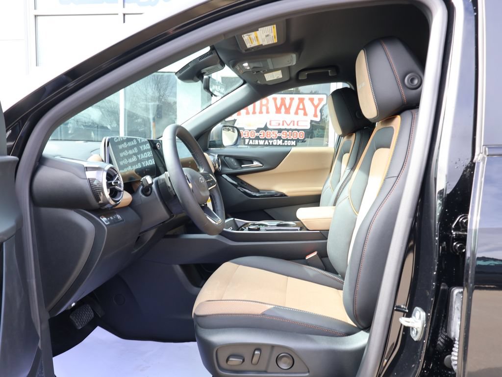 New 2026 Chevrolet Equinox ACTIV w/ Safety and Technology Package AWD/4WD image 12