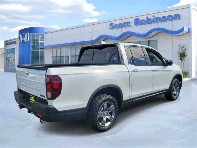 Certified 2024 Honda Ridgeline TrailSport image 4