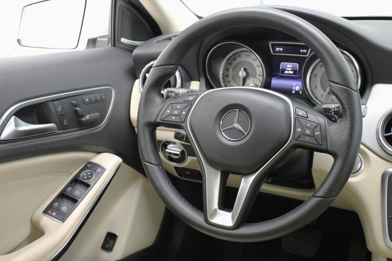 Used 2015 Mercedes-Benz GLA 250 image 50