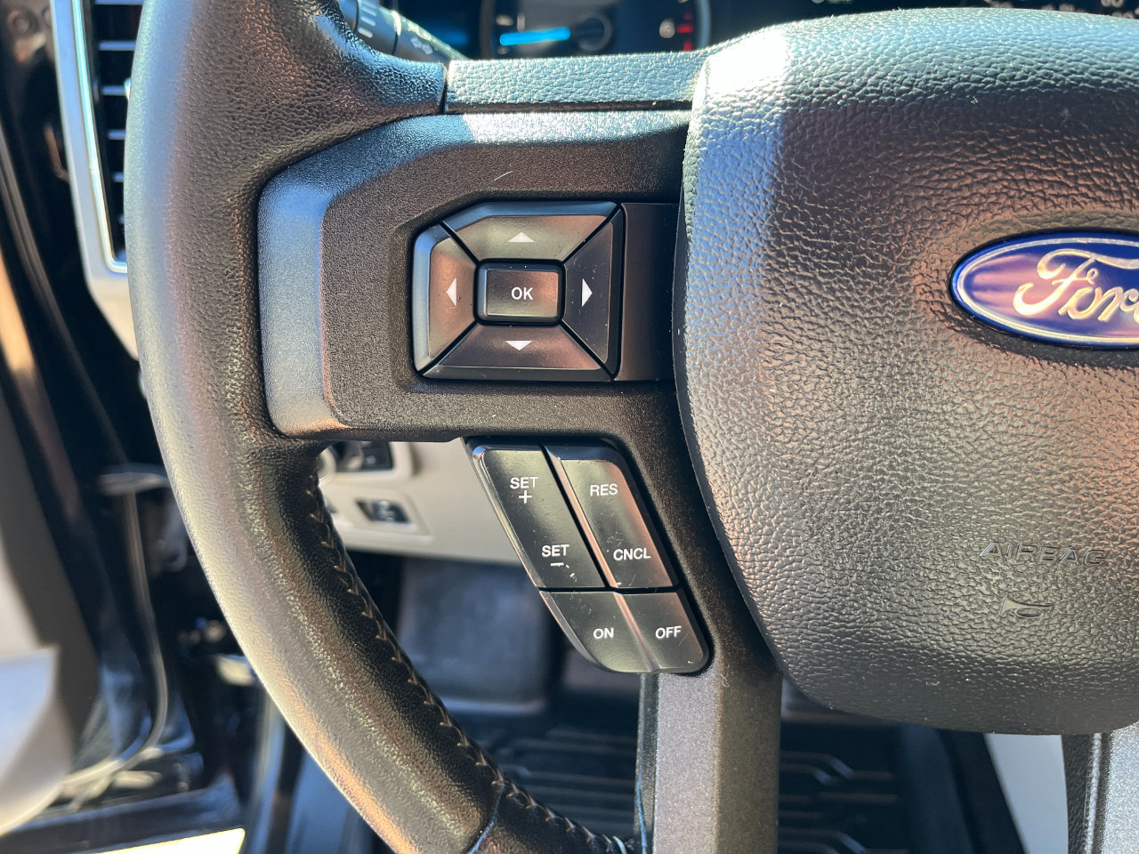 Used 2018 Ford F150 XLT w/ Equipment Group 301A Mid image 17
