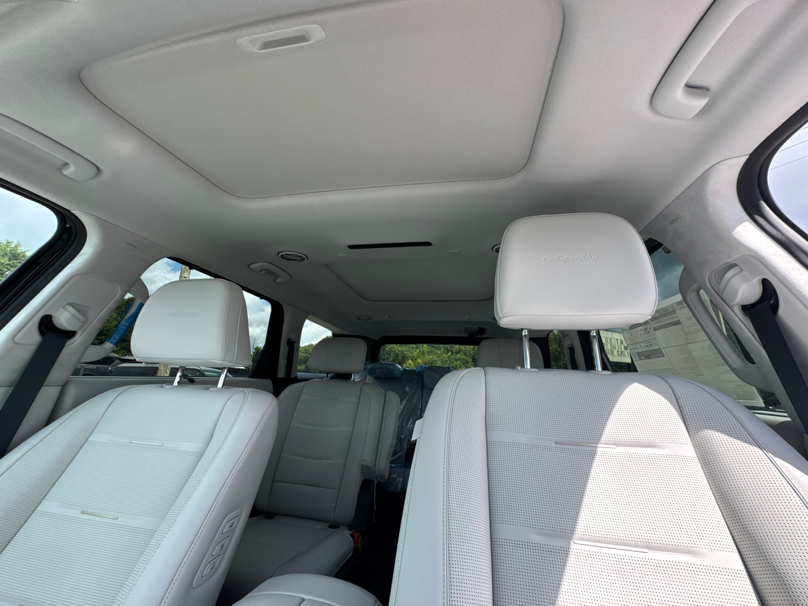 New 2026 Hyundai Palisade Calligraphy AWD/4WD image 33
