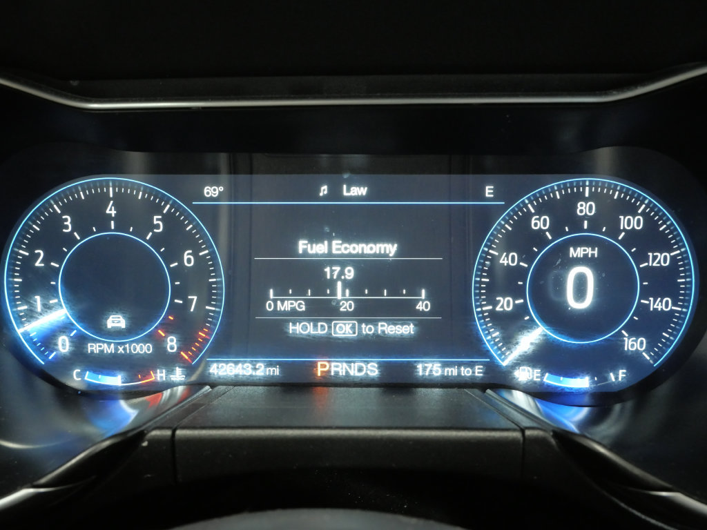 Used 2022 Ford Mustang GT Premium w/ Equipment Group 401A RWD image 17