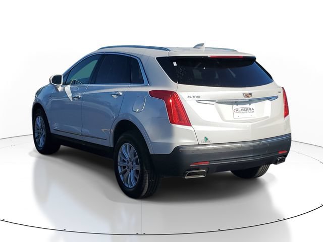 Used 2018 Cadillac XT5 FWD image 3