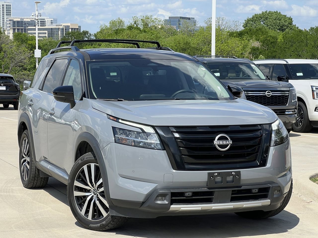 Certified 2023 Nissan Pathfinder Platinum w/ Black Appearance Package image 2