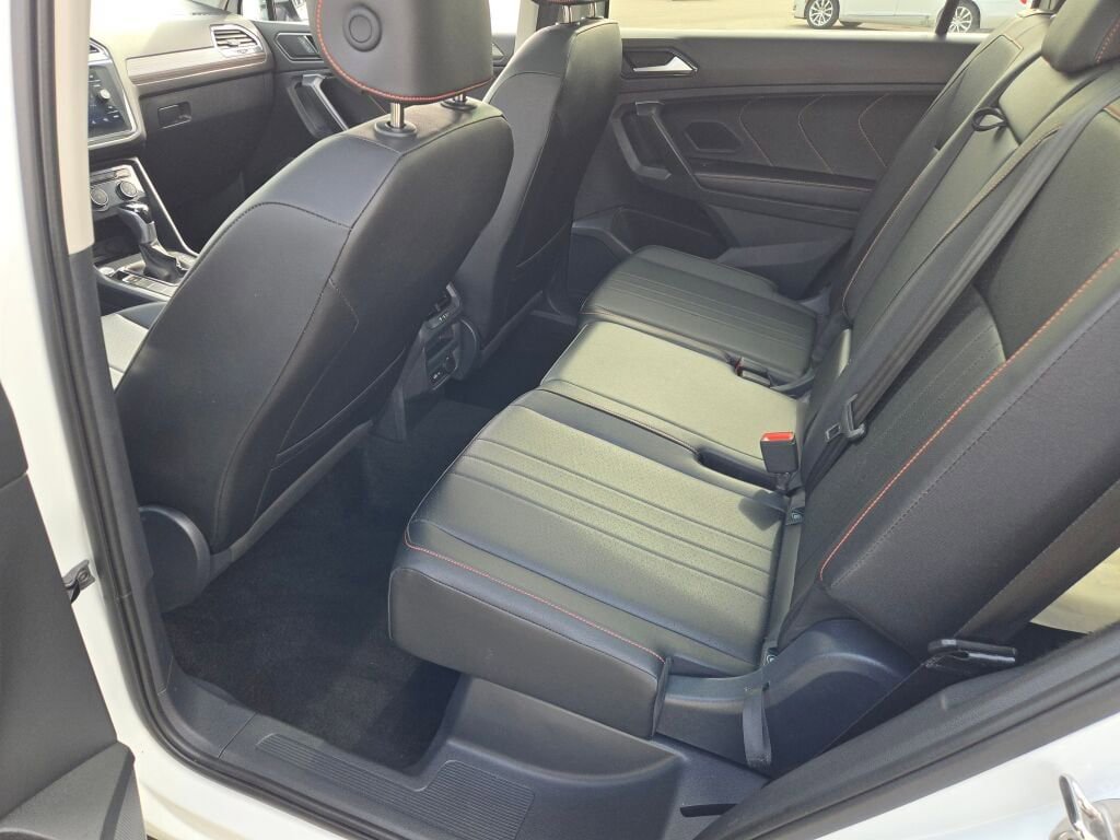Used 2024 Volkswagen Tiguan Wolfsburg Edition FWD image 19