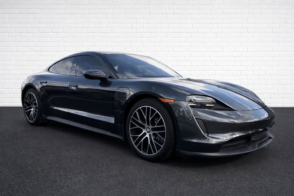 Used 2024 Porsche Taycan w/ Premium Package image 3