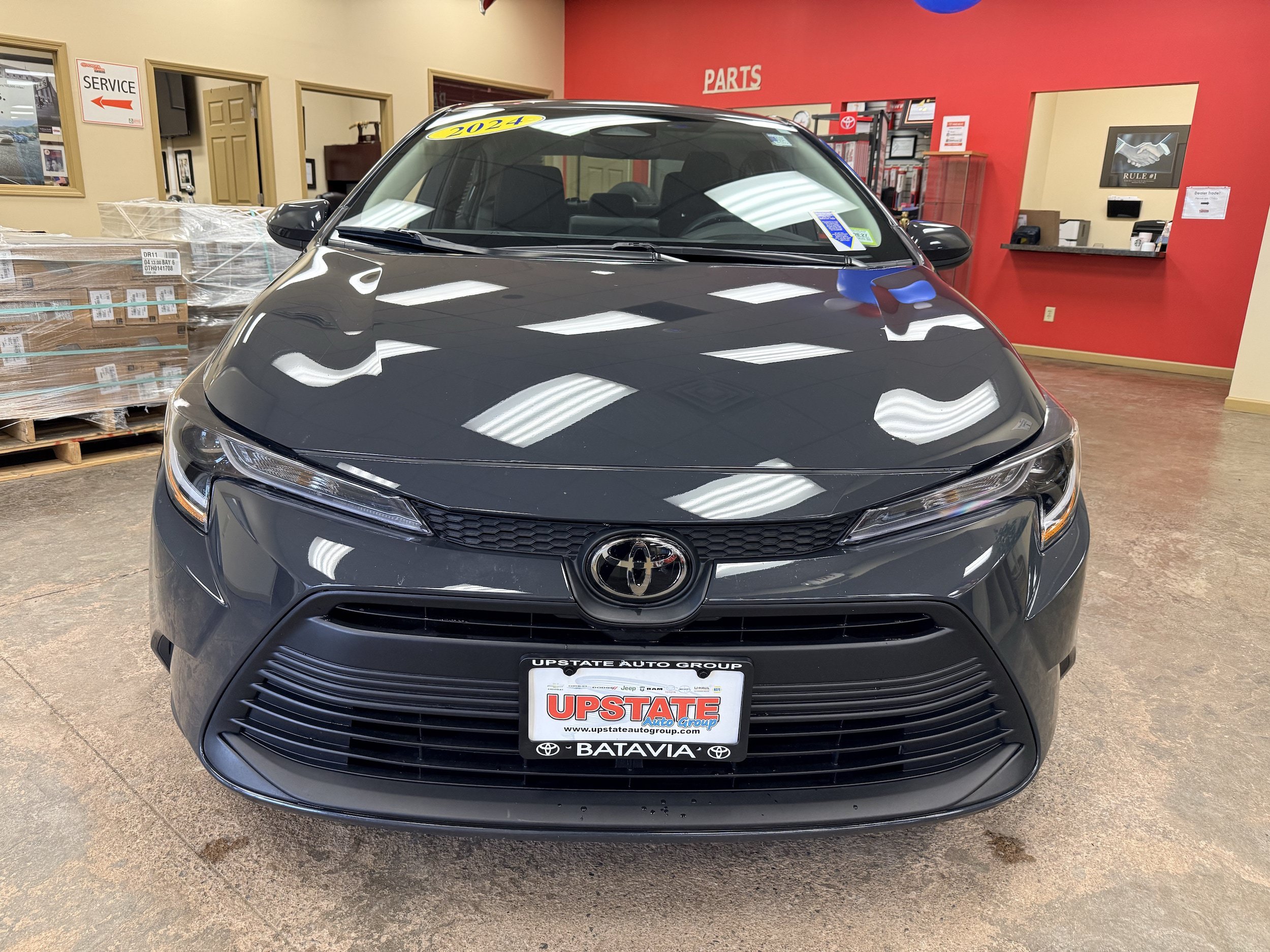 Used 2024 Toyota Corolla LE FWD image 2