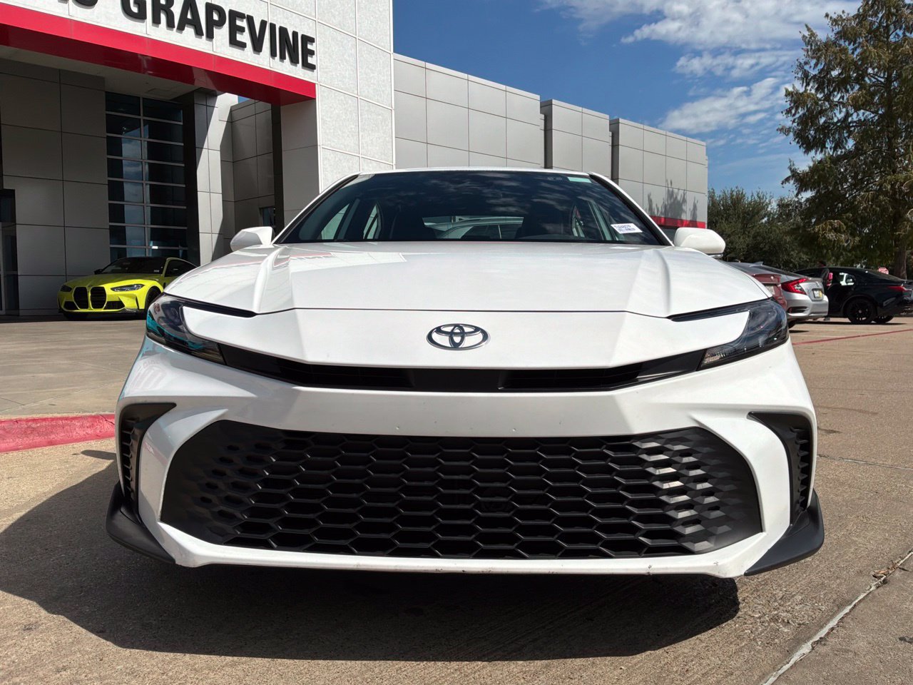 Used 2026 Toyota Camry SE FWD image 3