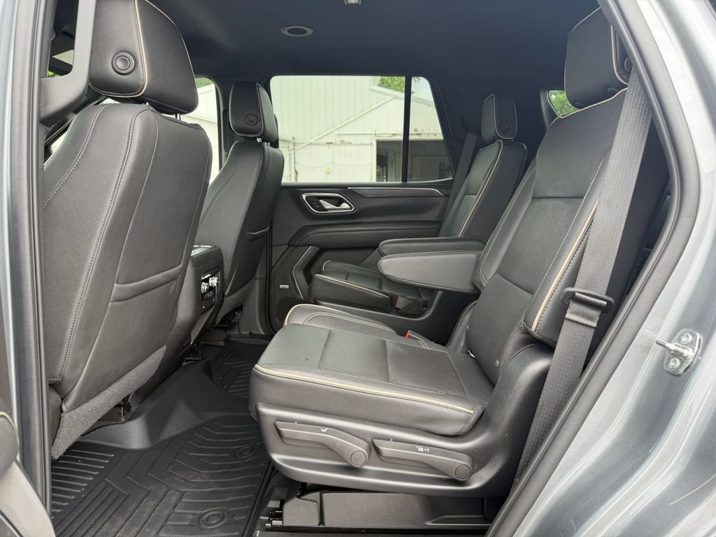Used 2022 GMC Yukon SLT AWD/4WD image 37