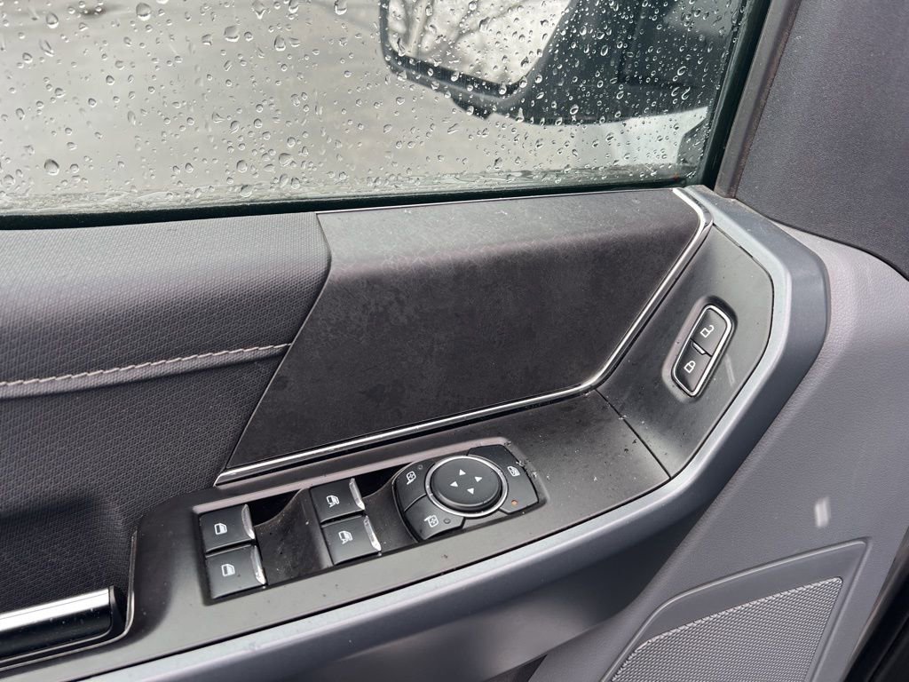 Used 2024 Ford F150 XLT w/ Mobile Office Package image 9