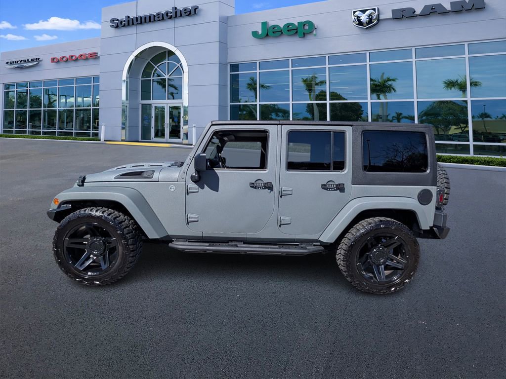 Used 2015 Jeep Wrangler Unlimited Sahara w/ Dual Top Group image 4