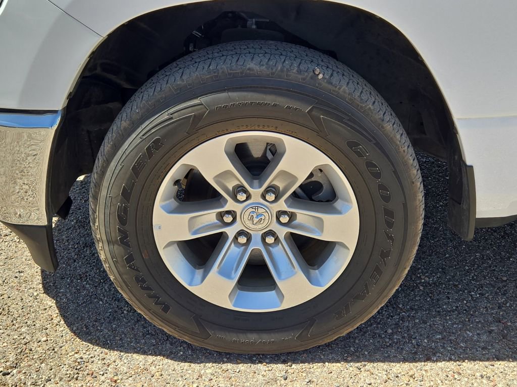 Used 2024 RAM 1500 Laramie RWD image 10