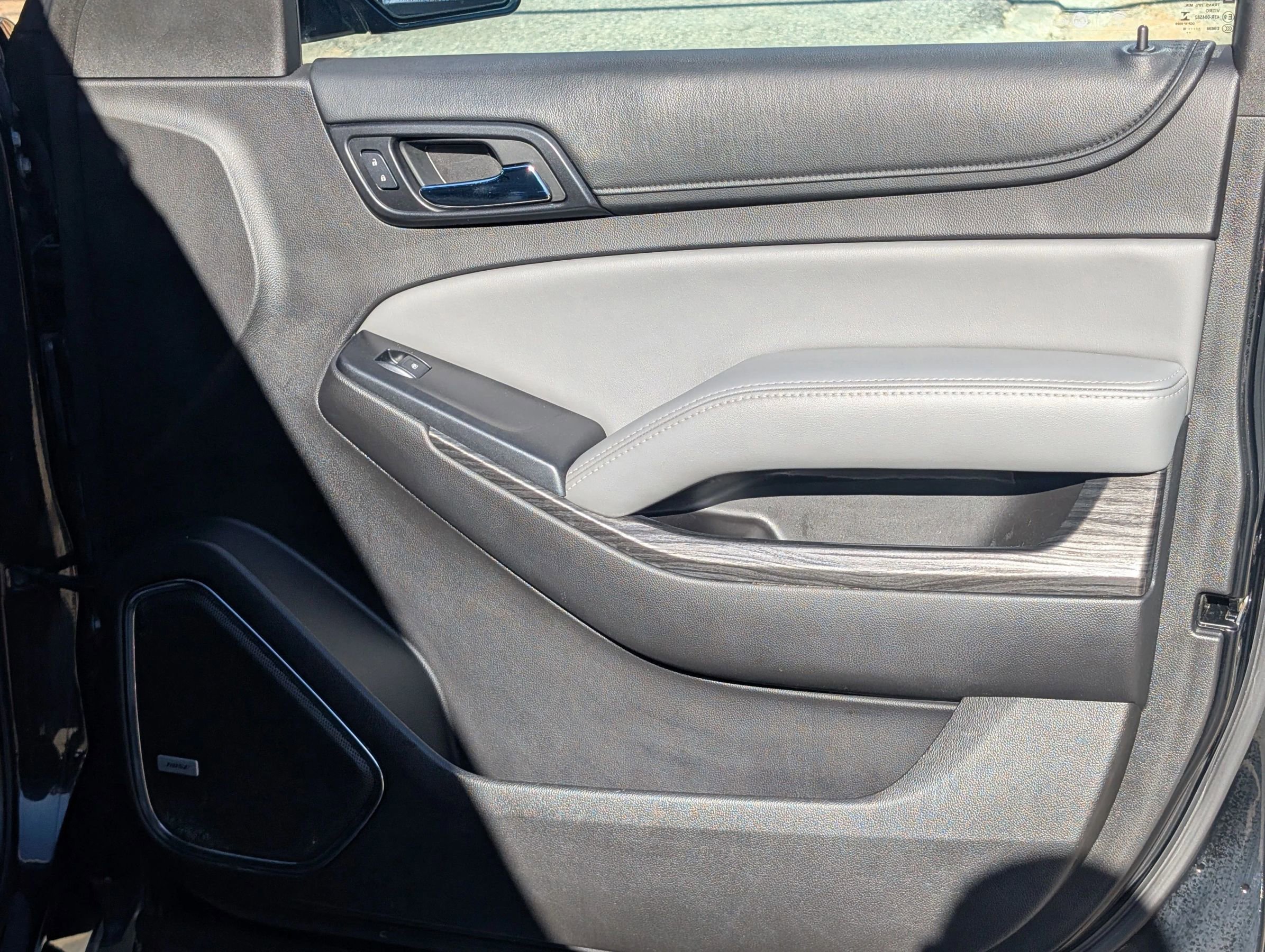 Used 2016 Chevrolet Suburban LT w/ Luxury Package AWD/4WD image 39