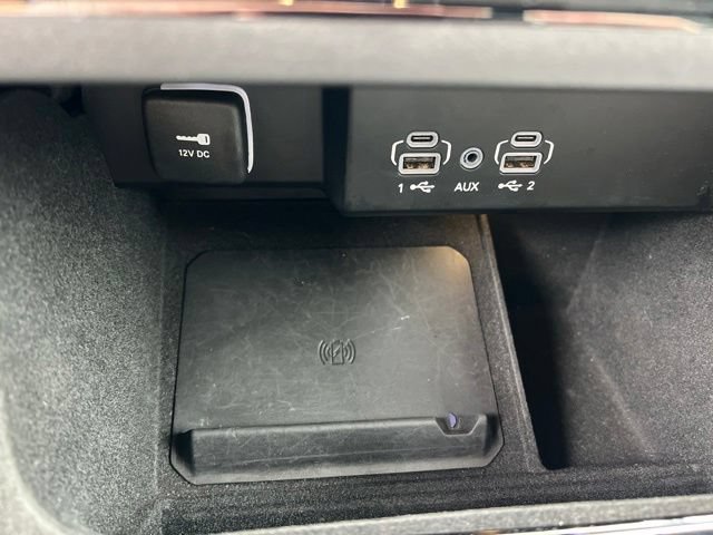Used 2024 Jeep Wagoneer L Series II w/ Flexible Seating Group AWD/4WD image 24