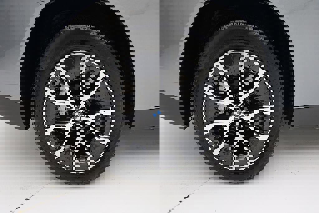 Used 2025 BMW X3 xDrive30i w/ Premium Package image 10