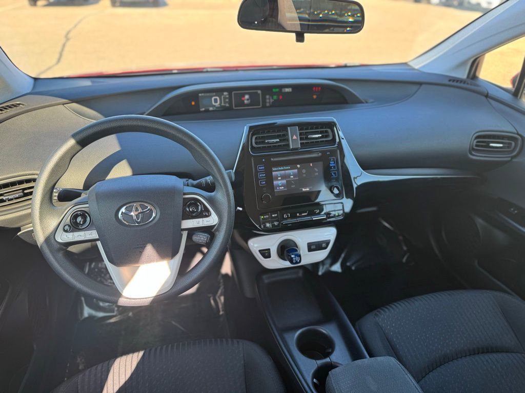 Used 2017 Toyota Prius One FWD image 5
