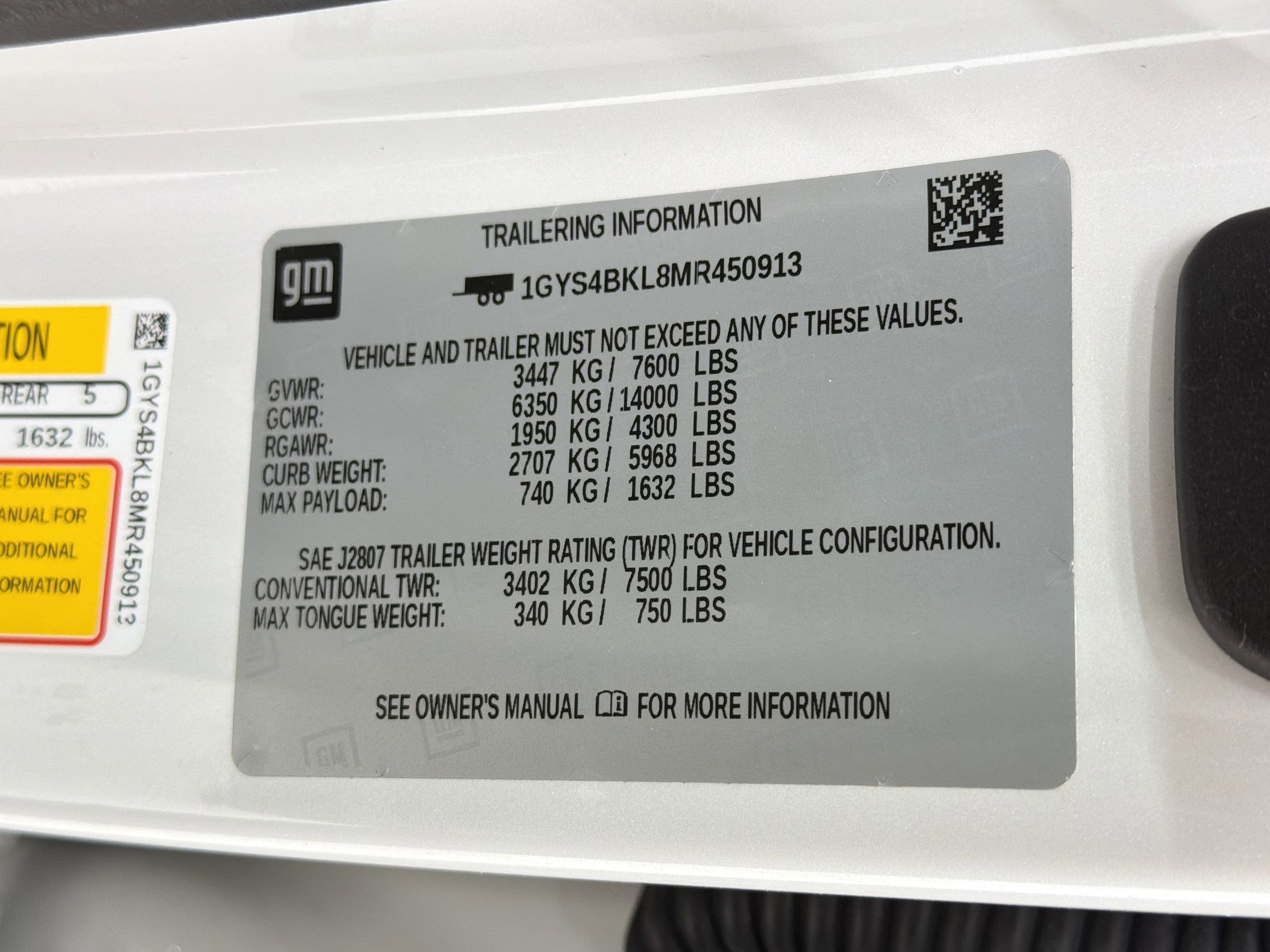 Used 2021 Cadillac Escalade Premium Luxury image 21