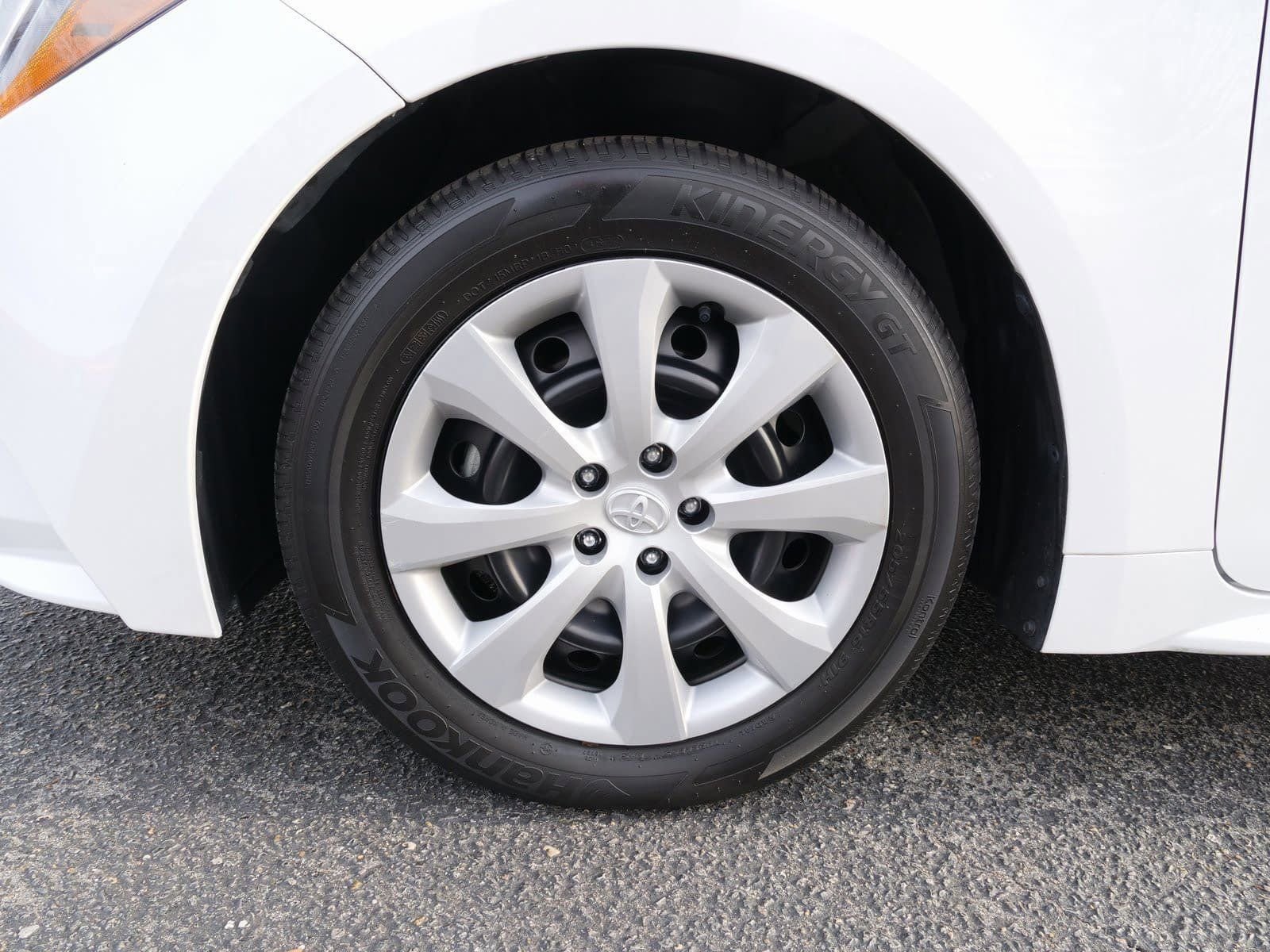 Used 2023 Toyota Corolla LE image 13