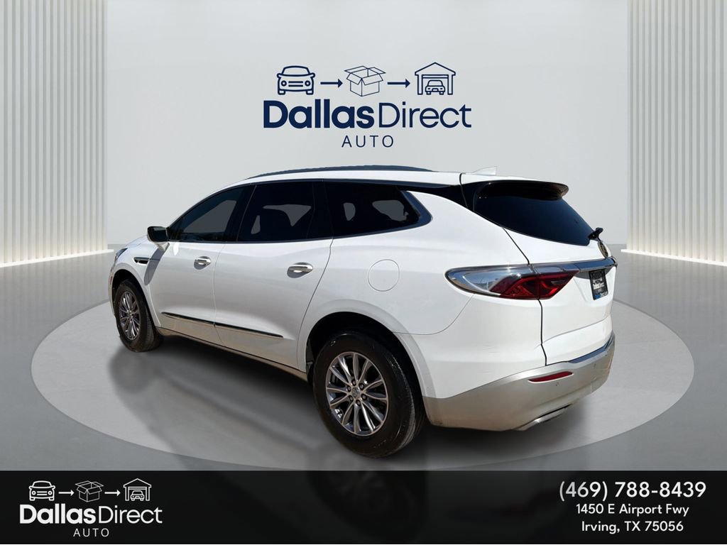 Used 2023 Buick Enclave Essence image 8