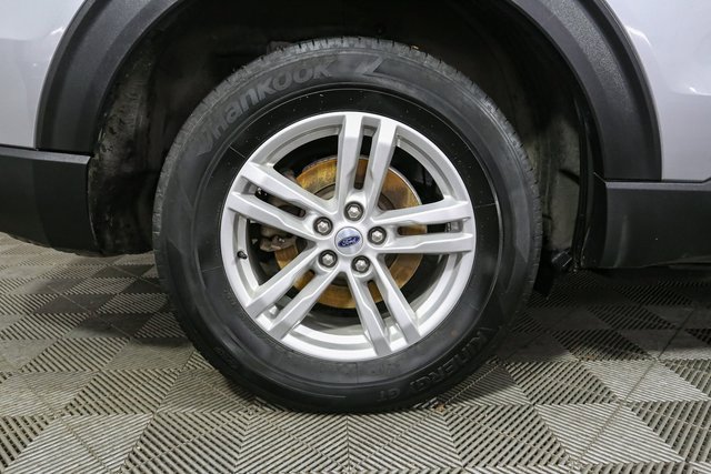 Used 2023 Ford Explorer XLT w/ Equipment Group 202A image 16