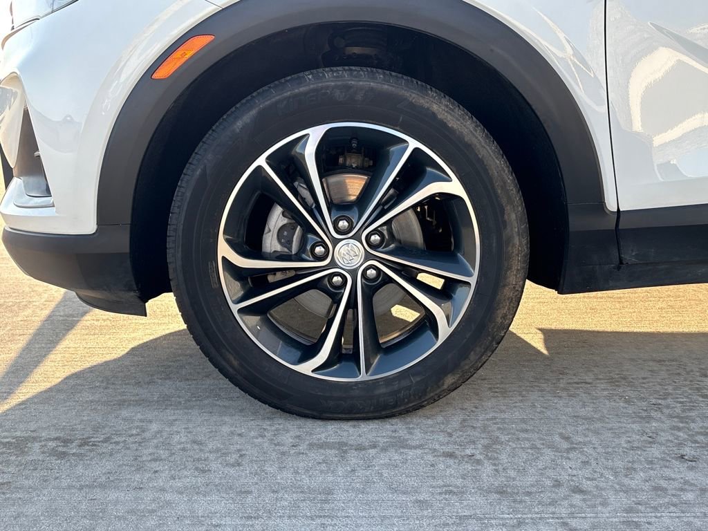 Used 2023 Buick Encore GX Select image 27