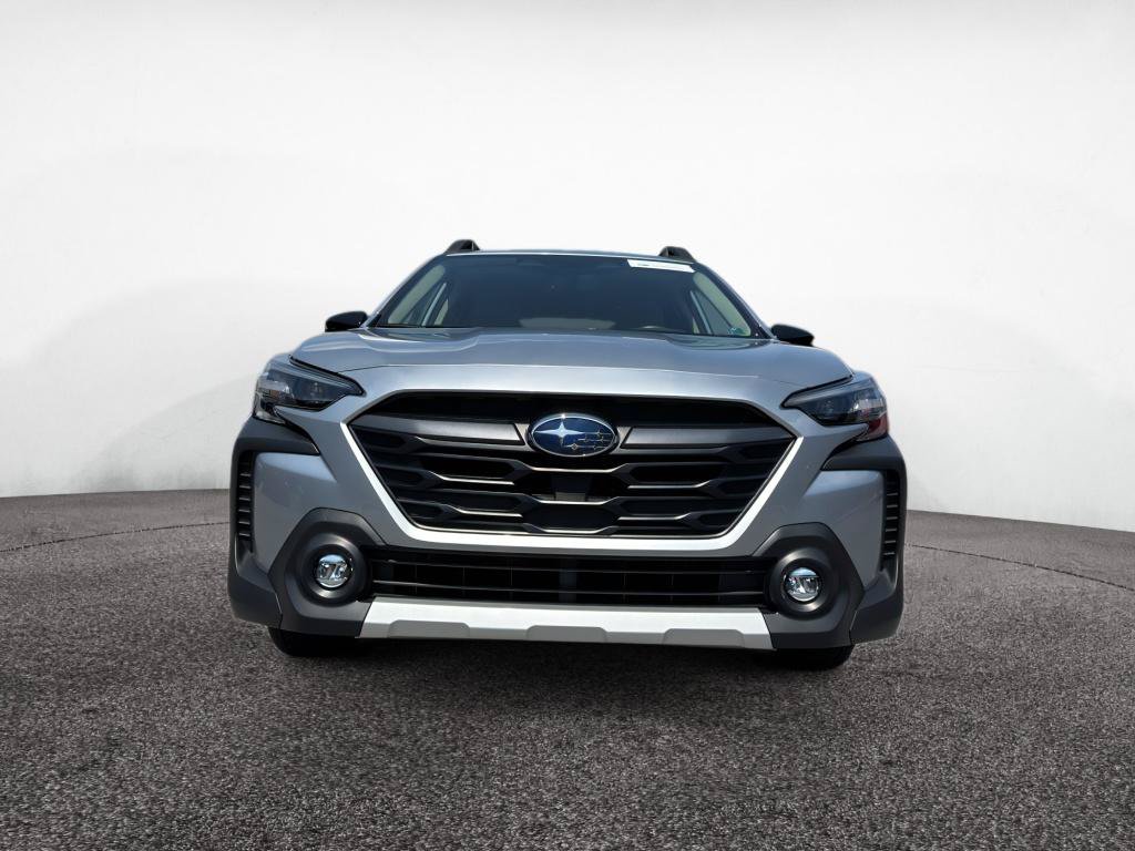 Certified 2025 Subaru Outback Limited AWD/4WD image 2