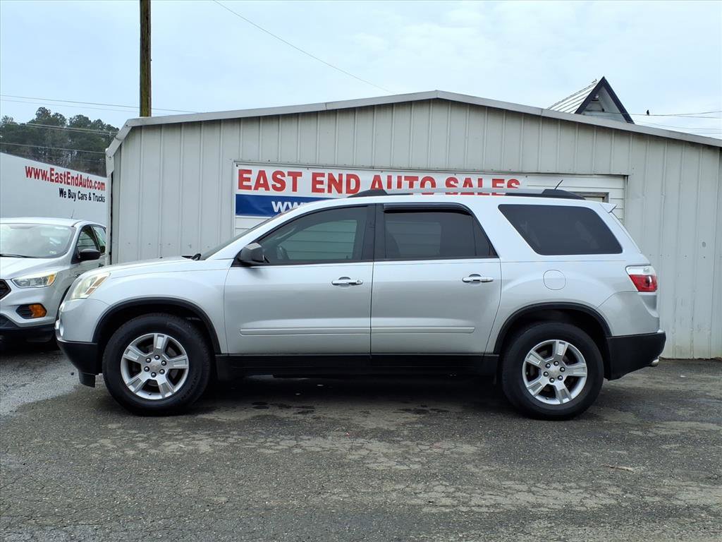 Used 2011 GMC Acadia SLE image 2