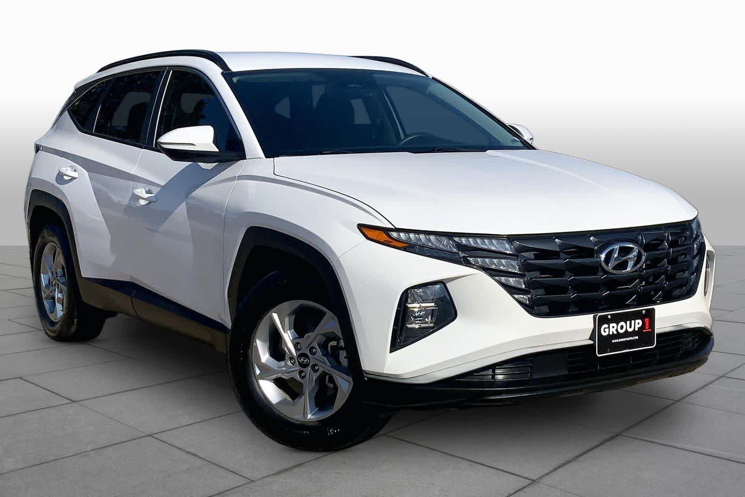 Used 2023 Hyundai Tucson SEL FWD image 3