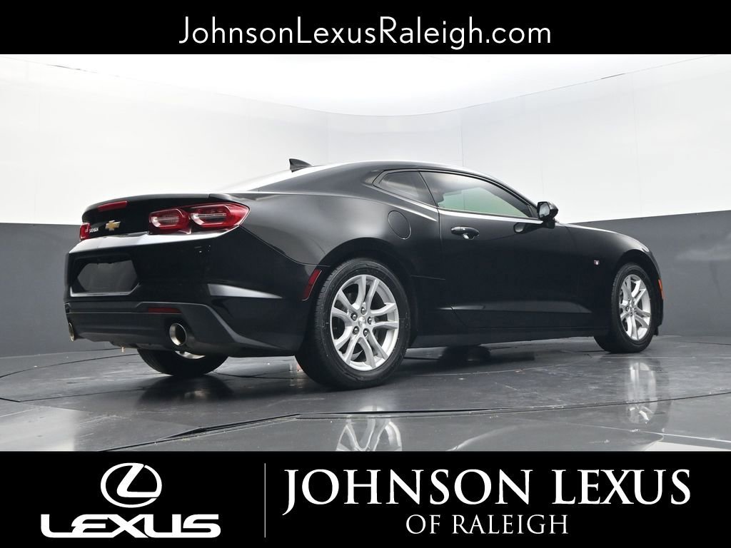 Used 2022 Chevrolet Camaro LS image 20