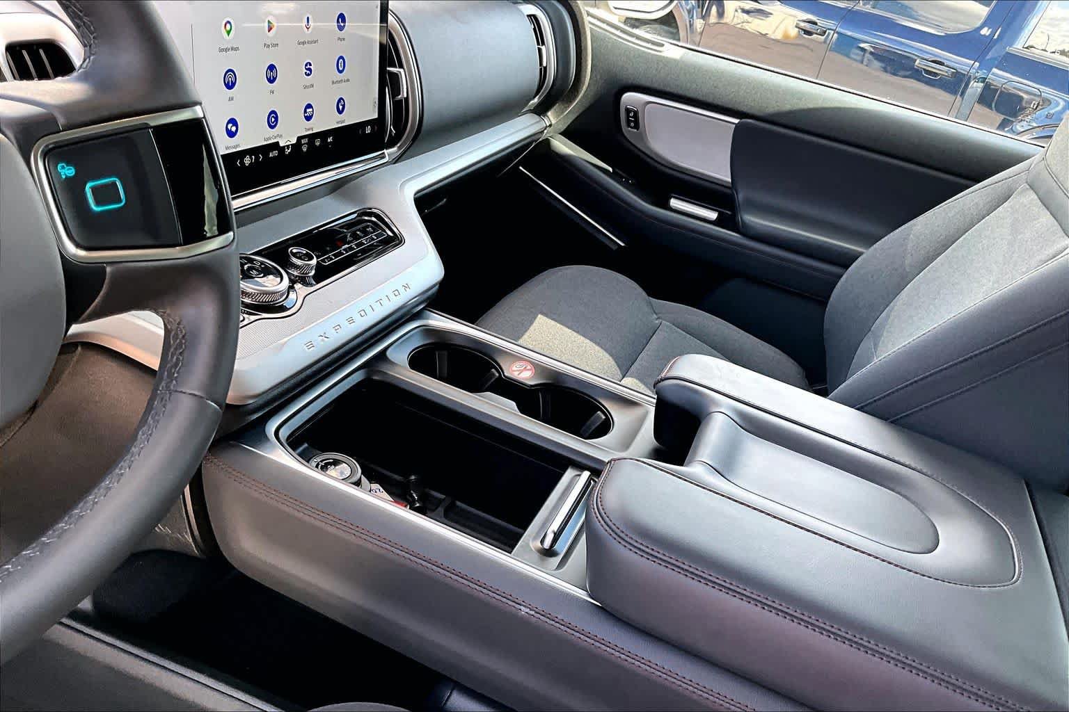 Certified 2025 Ford Expedition Active RWD image 17