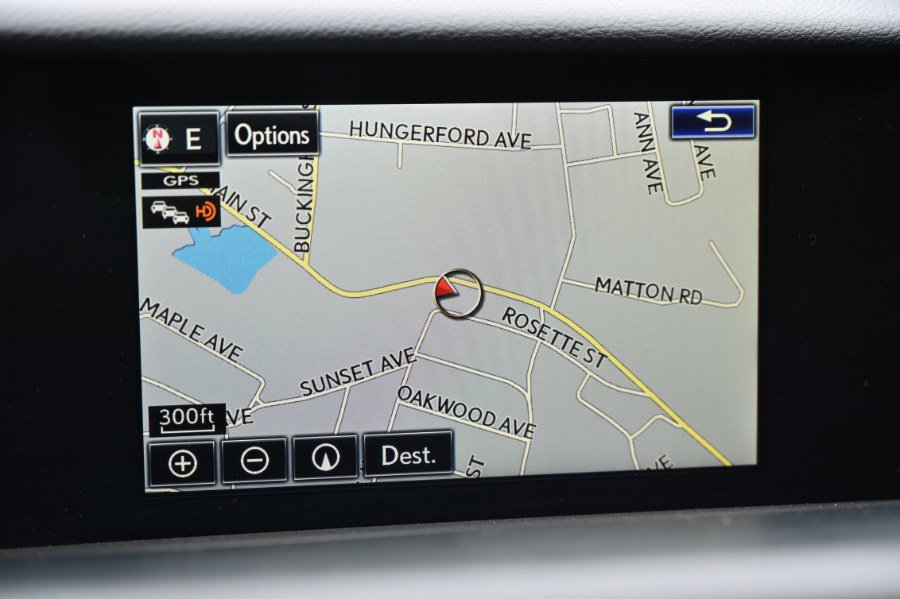 Used 2016 Lexus IS 300 4dr Sdn AWD w/ Navigation System Package image 2