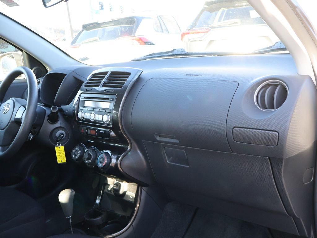 Used 2008 Scion xD Base image 9