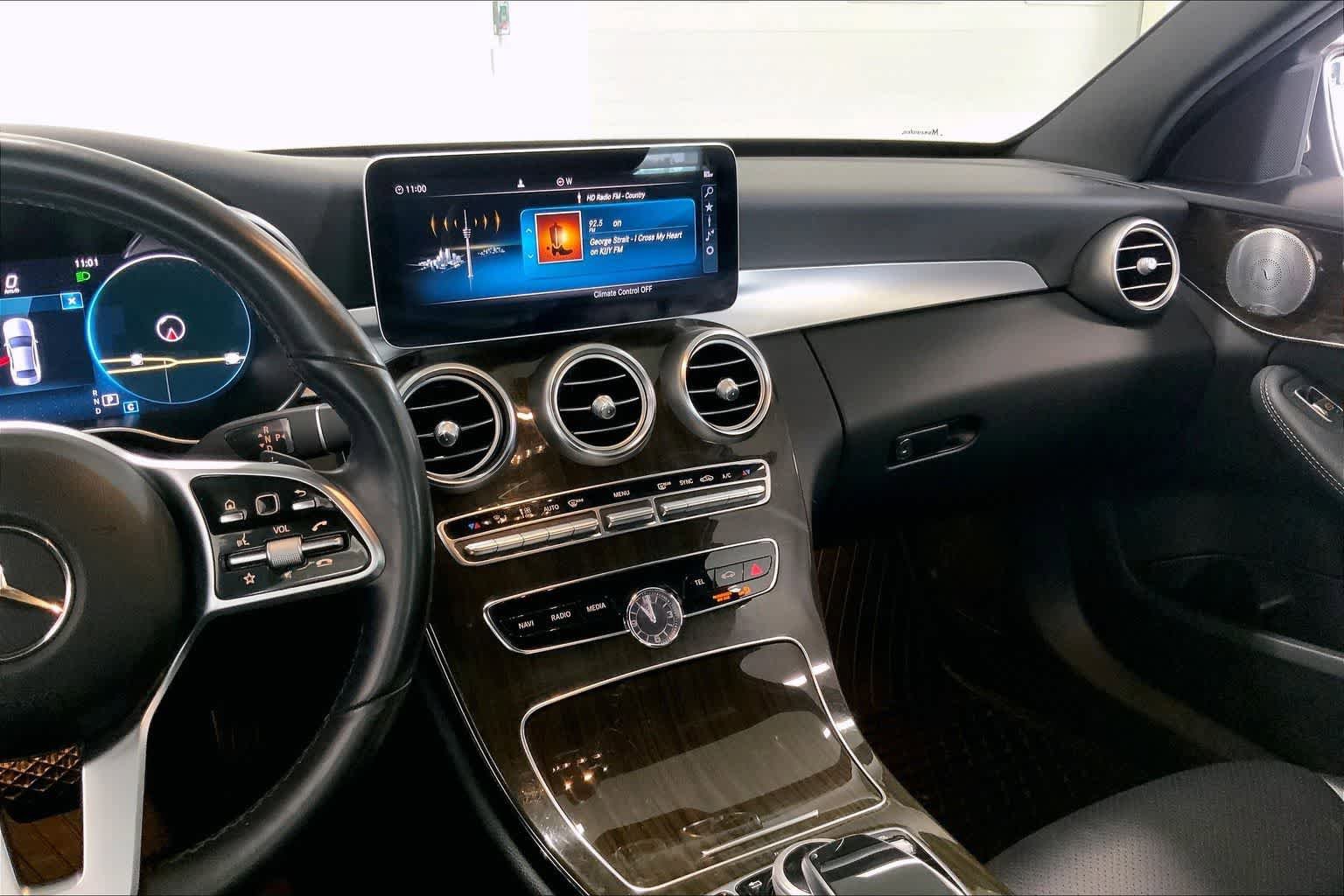 Used 2019 Mercedes-Benz C 300 4MATIC Sedan image 14